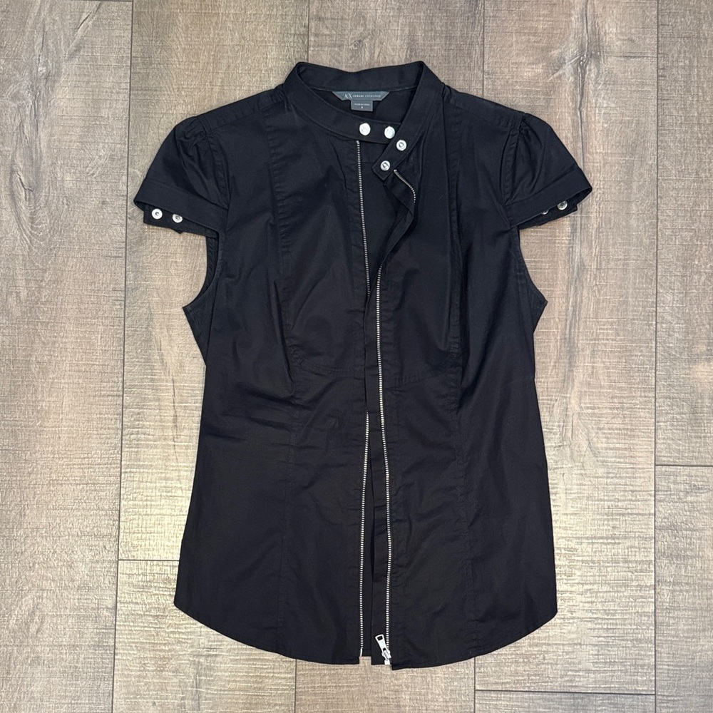 Armani Exchange Women’s Black Zipper Cap Sleeve Shirt, S